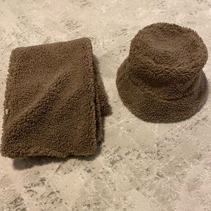 Banana Republic Hat and Scarf